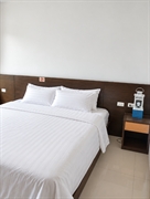 12 rooms with bar - 1