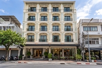 80-room 4-star for lease - 1
