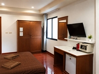 11-room licensed guesthouse business - 1