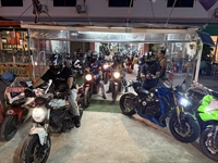motorcycle specialist rental agency - 3