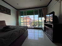 19-room guesthouse+ 2 shops - 3