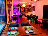 busy restaurant to rent